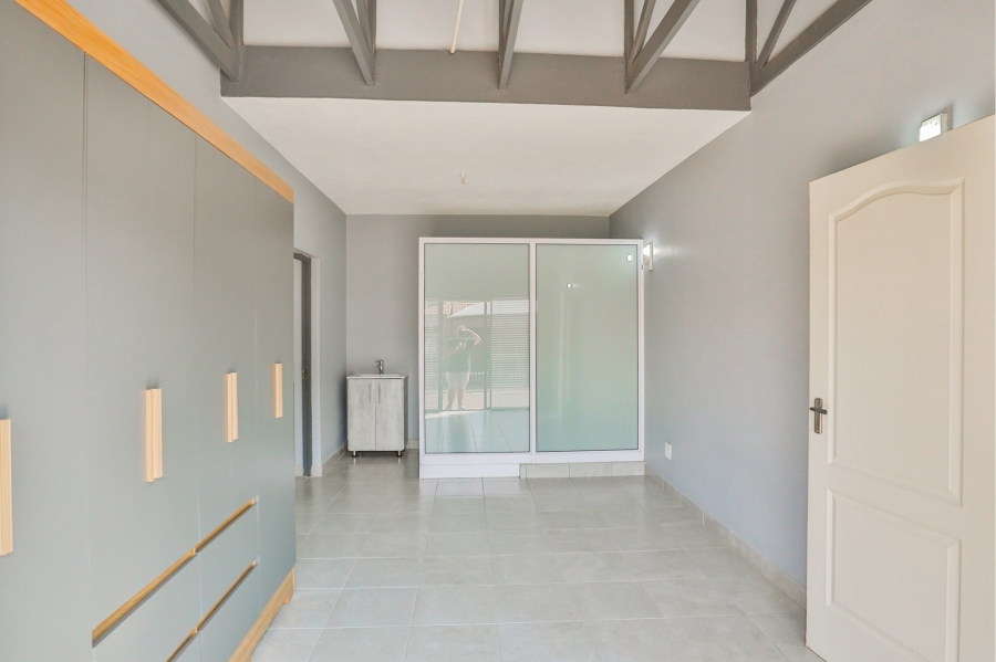 7 Bedroom Property for Sale in Melodie North West
